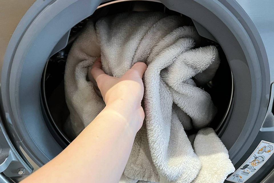Jak Wyprac koc żeby nie Smierdzial?