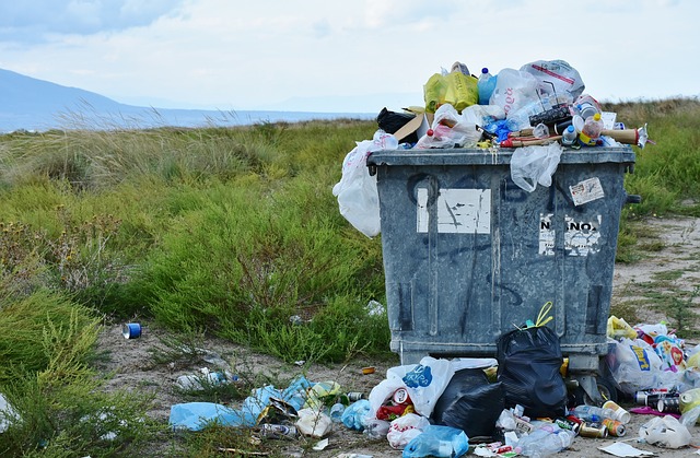 Gdzie wyrzucić stare wiadro plastikowe?