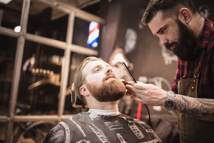 Ile trwa strzyżenie u barbera?