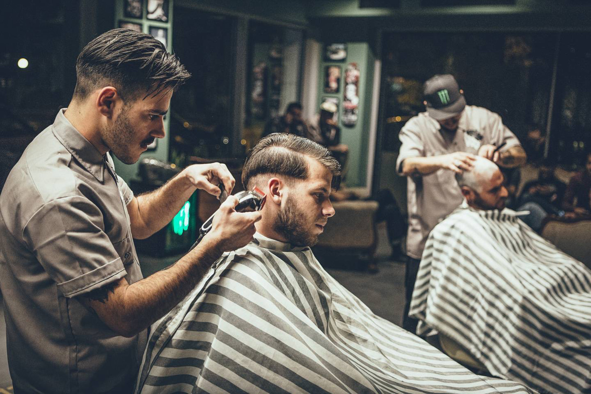Co się mówi u barbera?