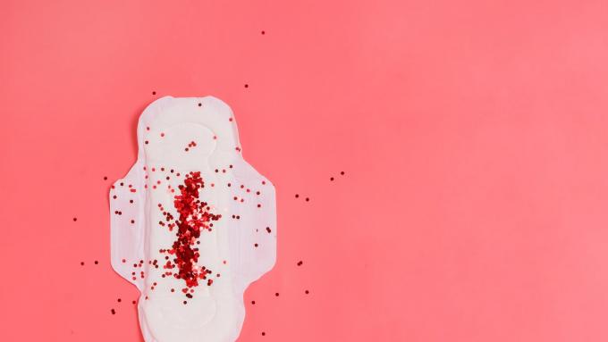 O czym świadczą skrzepy podczas miesiączki?