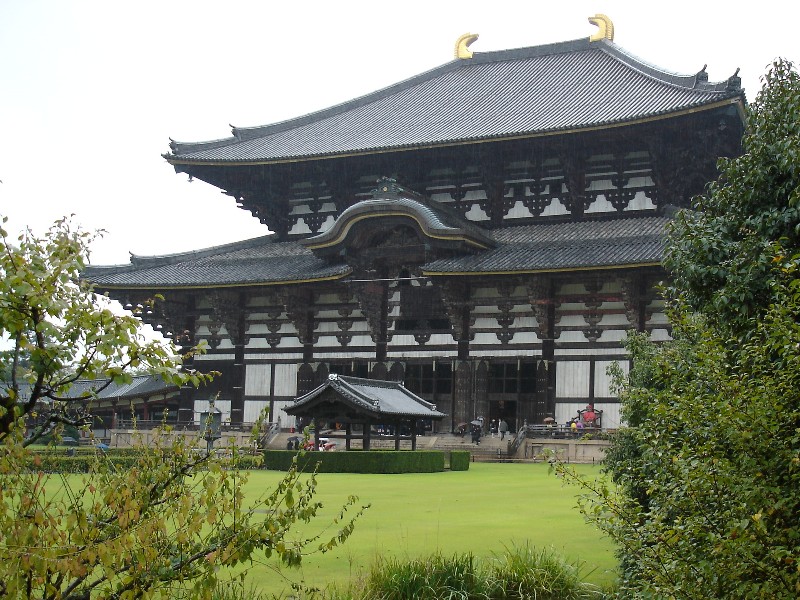 Jaka religia dominuje w Japonii?